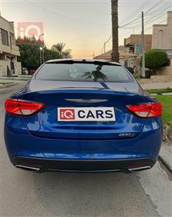 كرايسلر 200